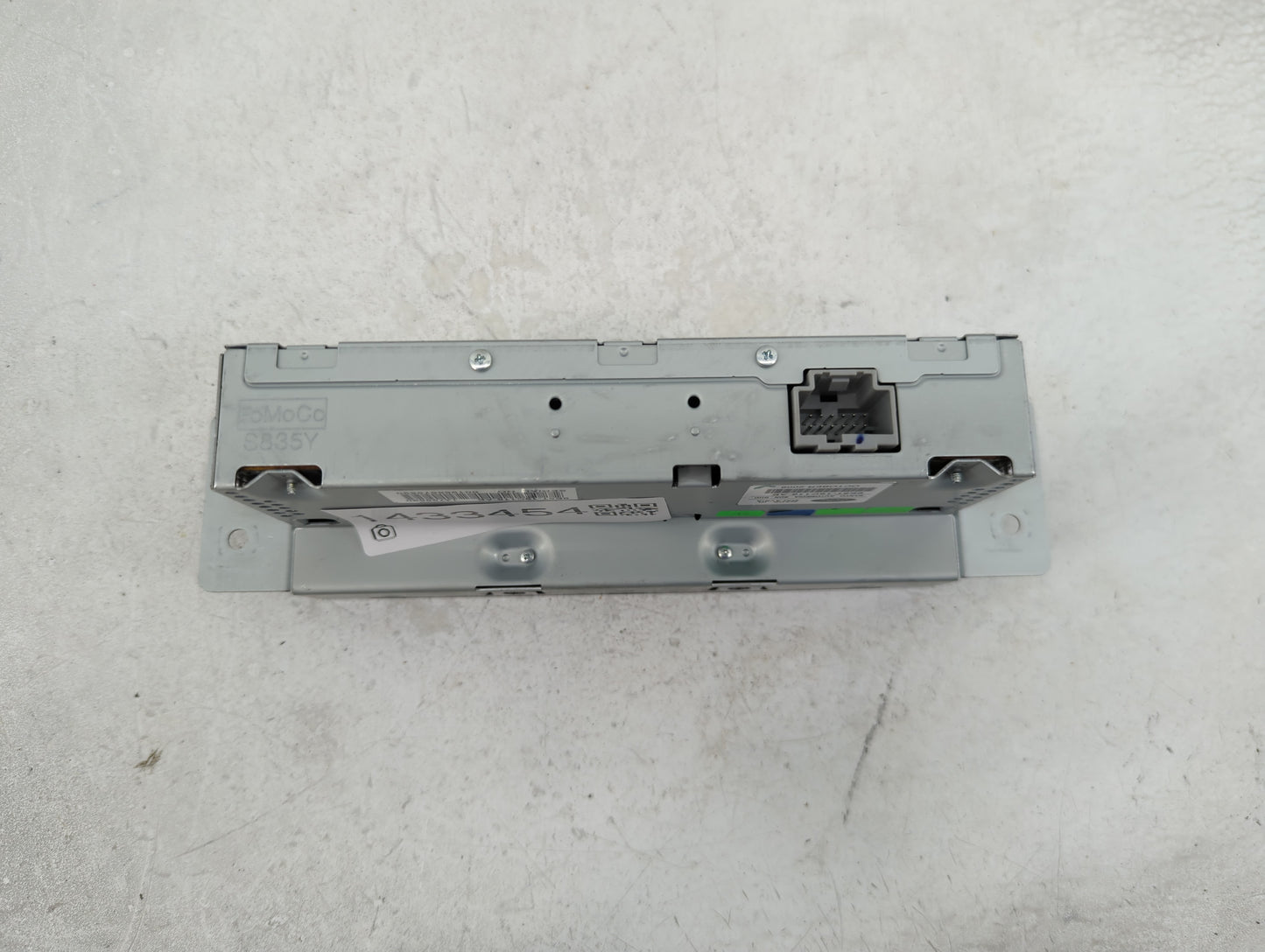 2010-2010 Ford Fusion Information Display Screen 1433454 - Oemusedautoparts1.com