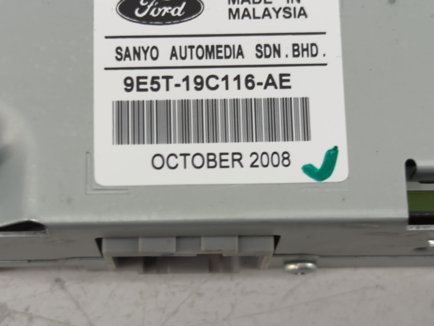 2010-2010 Ford Fusion Information Display Screen 1433454 - Oemusedautoparts1.com