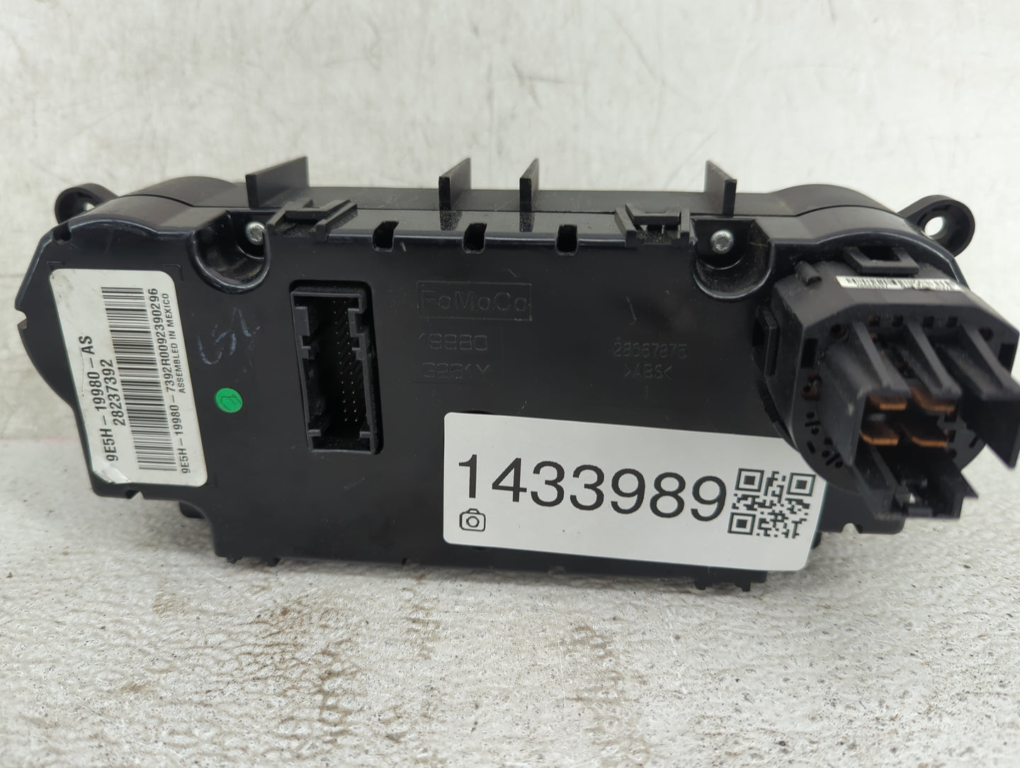 2010-2012 Ford Fusion Climate Control Module Temperature AC/Heater Replacement P/N:9E5H-19980-AS 28237392 Fits Fits 2010 201