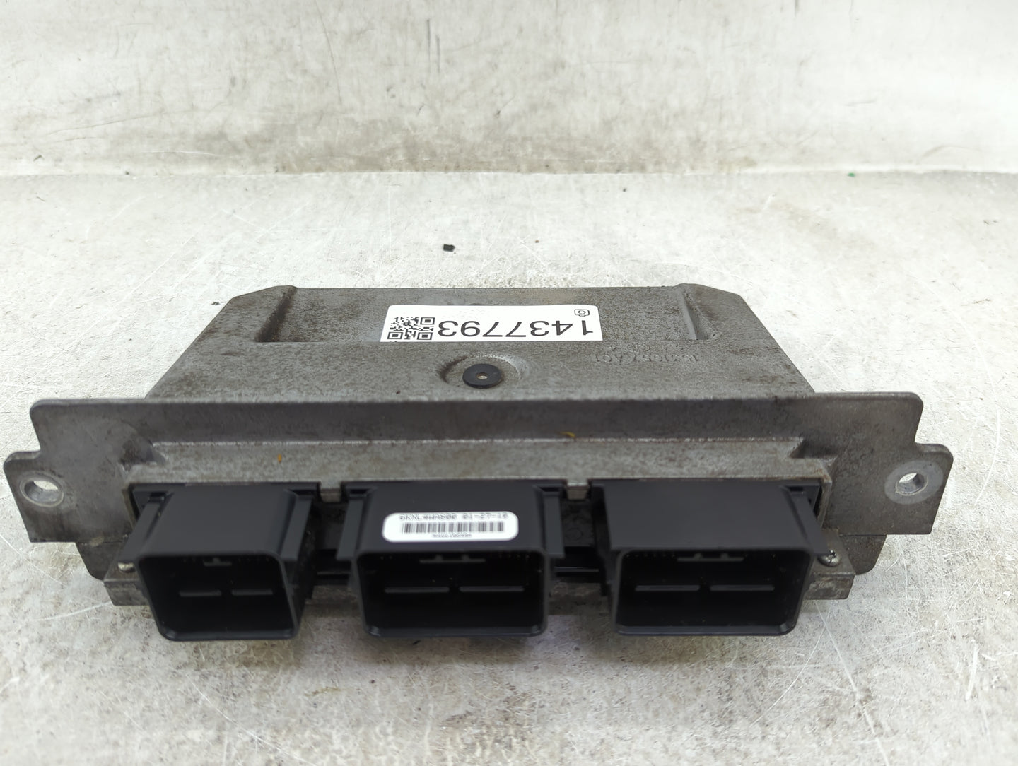 2010 Ford Fusion PCM Engine Control Computer ECU ECM PCU OEM P/N:6KXL4WAS14 6KXL4WA03EFS, 1S31658A01 Fits OEM Used Auto Part