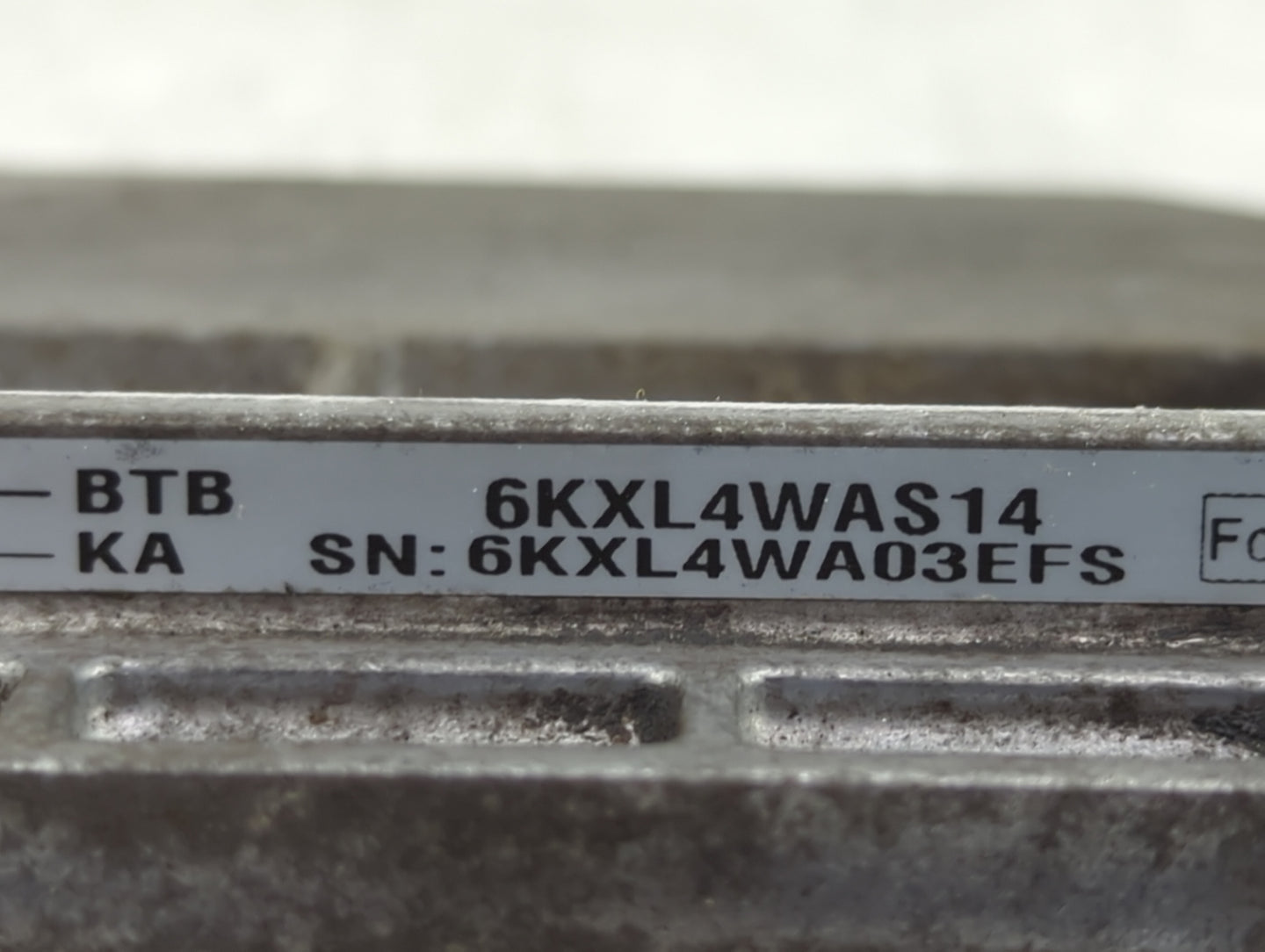 2010 Ford Fusion PCM Engine Control Computer ECU ECM PCU OEM P/N:6KXL4WAS14 6KXL4WA03EFS, 1S31658A01 Fits OEM Used Auto Part