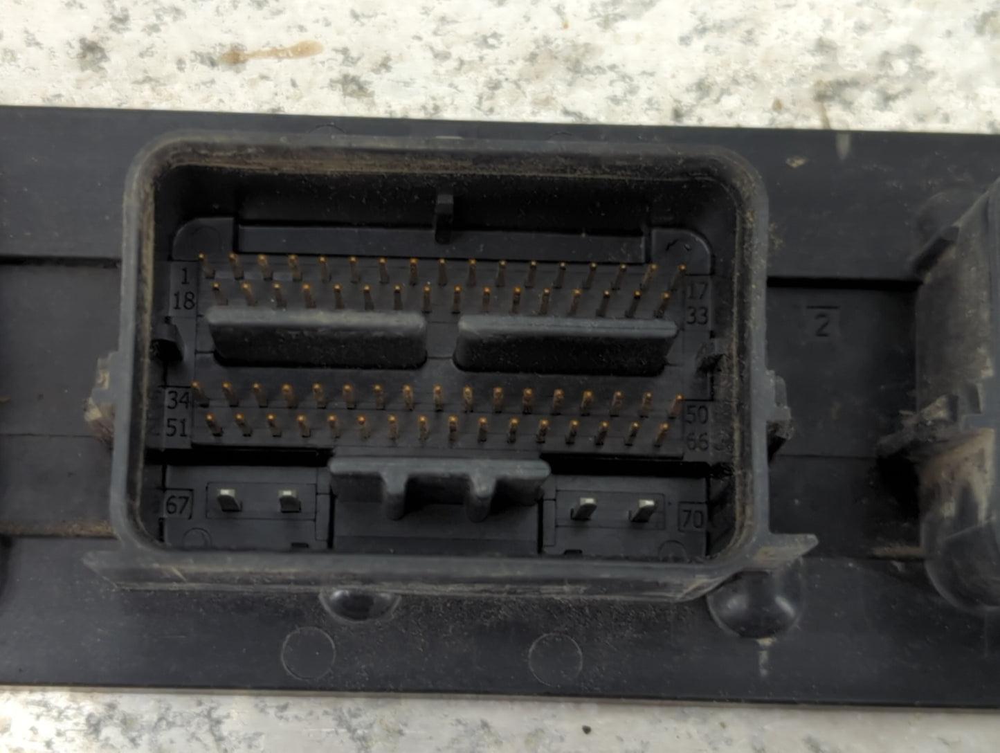 2010 Ford Fusion PCM Engine Control Computer ECU ECM PCU OEM P/N:AE5A-12A650-SD 6JXCD33A12, 6JXCD3300Z4H Fits OEM Used Auto 