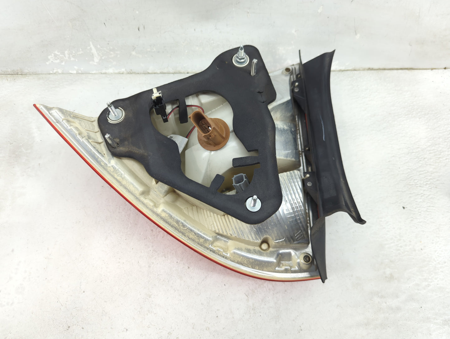 2010-2012 Ford Fusion Tail Light Assembly Driver Left OEM P/N:9E53-13B505-A Fits Fits 2010 2011 2012 OEM Used Auto Parts - O