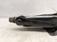 2010 Ford Fusion Spare Scissor Car Jack 1459121 - Oemusedautoparts1.com
