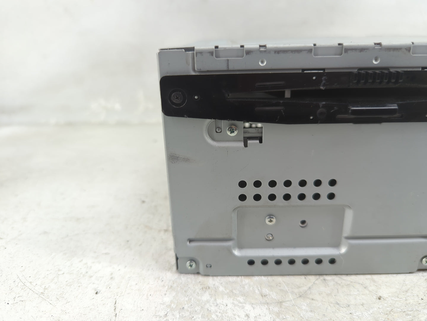 2010 Ford Fusion Radio AM FM Cd Player Receiver Replacement P/N:9E5T-19C157-AC Fits OEM Used Auto Parts - Oemusedautoparts1.