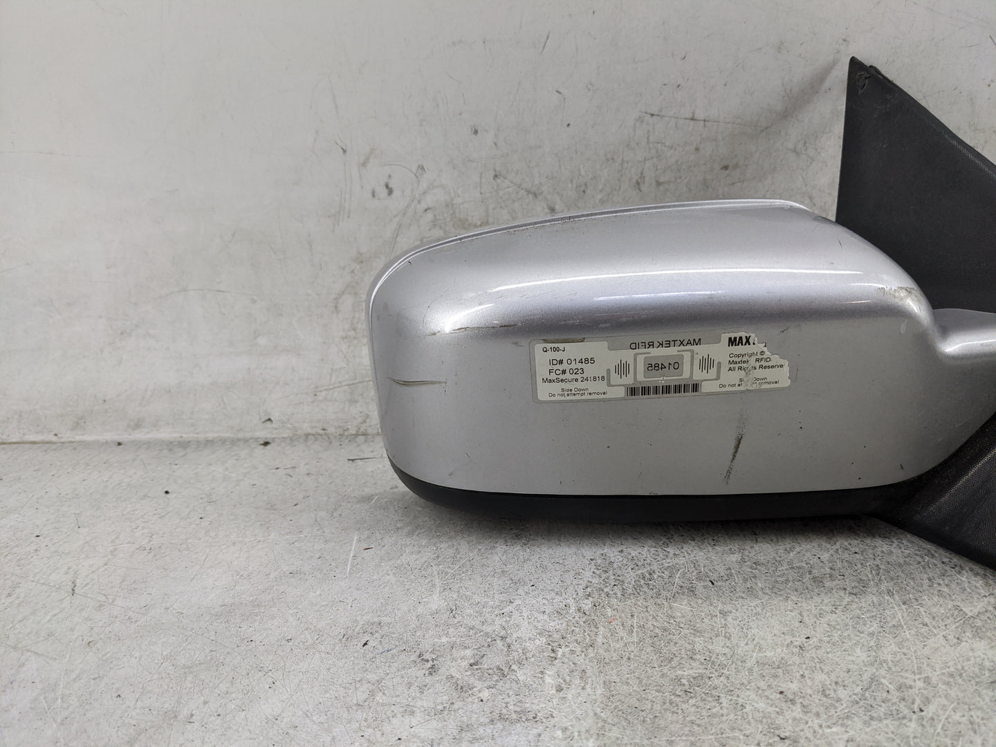 2006-2010 Ford Fusion Passenger Side View Mirror - Right Door Mirror OEM Used - Oemusedautoparts1.com