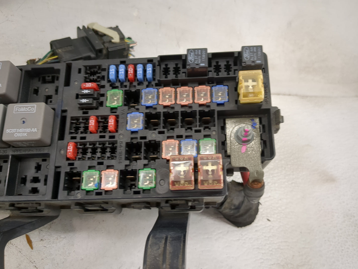 2010-2012 Ford Fusion Fusebox Fuse Box Panel Relay Module P/N:AE5T-14290-E 5C3T-14B192-AA Fits Fits 2010 2011 2012 OEM Used 