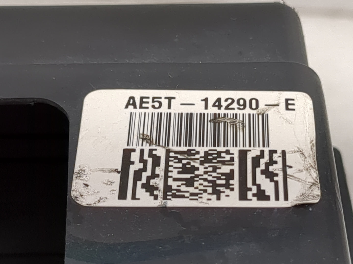 2010-2012 Ford Fusion Fusebox Fuse Box Panel Relay Module P/N:AE5T-14290-E 5C3T-14B192-AA Fits Fits 2010 2011 2012 OEM Used 