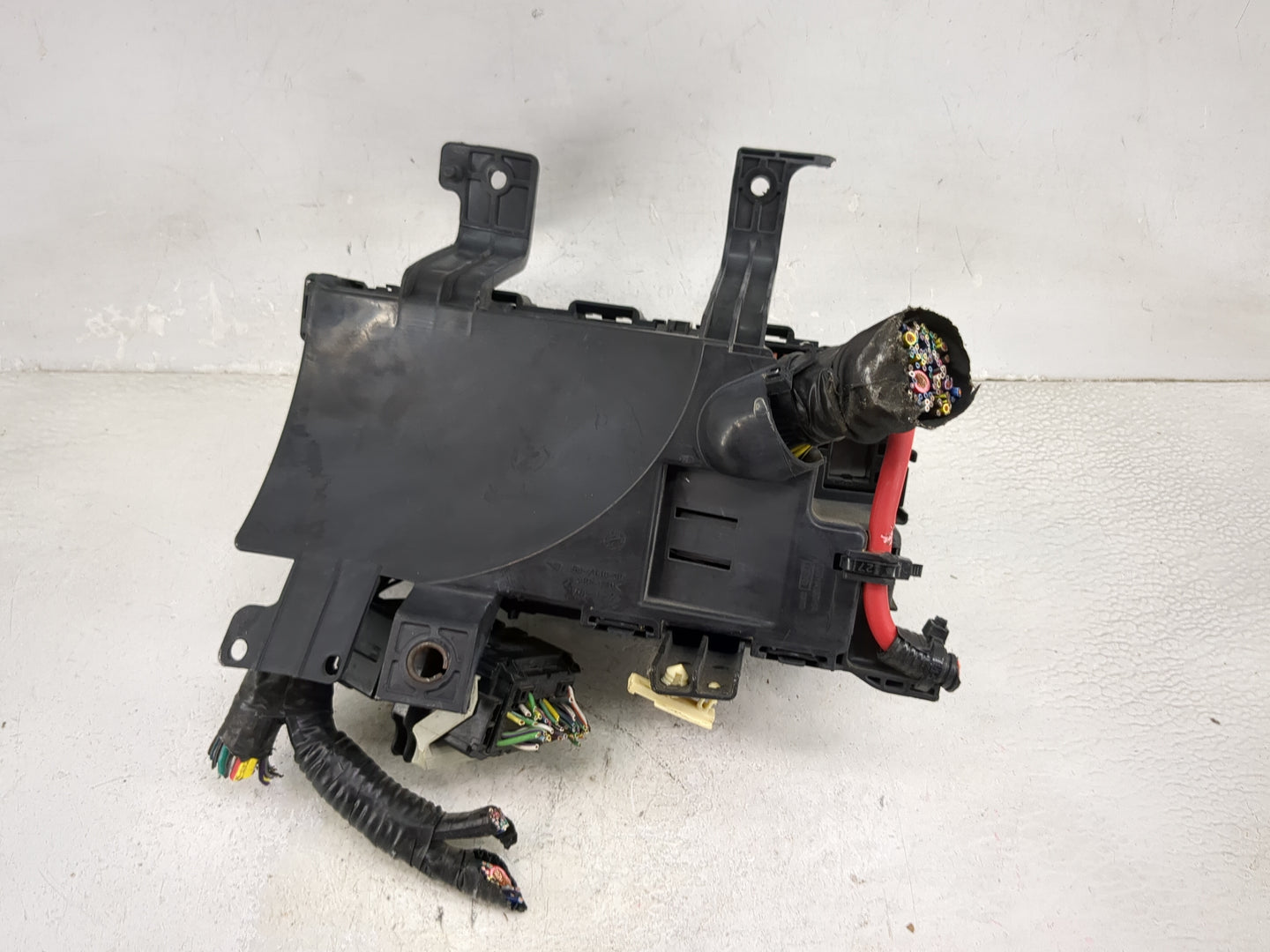 2010-2012 Ford Fusion Fusebox Fuse Box Panel Relay Module P/N:AE5T-14290-E 5C3T-14B192-AA Fits Fits 2010 2011 2012 OEM Used 