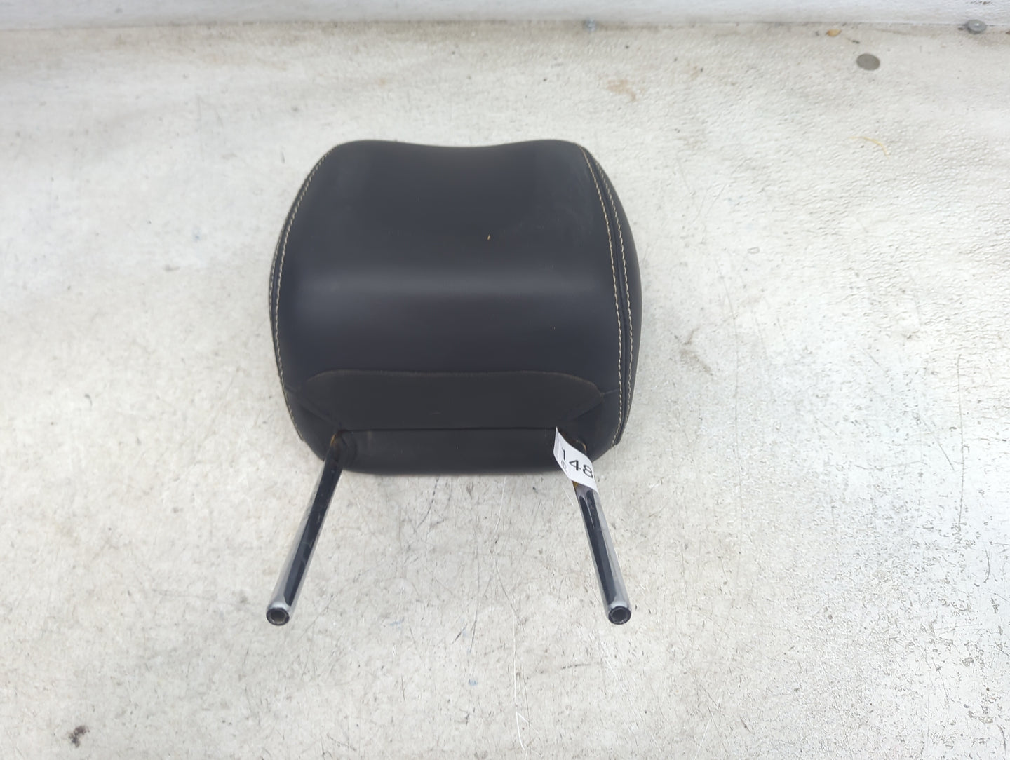 2010 Ford Fusion Headrest Head Rest Front Driver Seat Black - Oemusedautoparts1.com