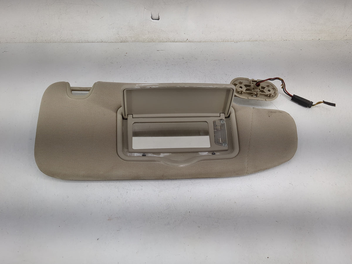 2010-2012 Ford Fusion Sun Visor Shade Replacement Passenger Right Mirror Fits Fits 2010 2011 2012 OEM Used Auto Parts - Oemu