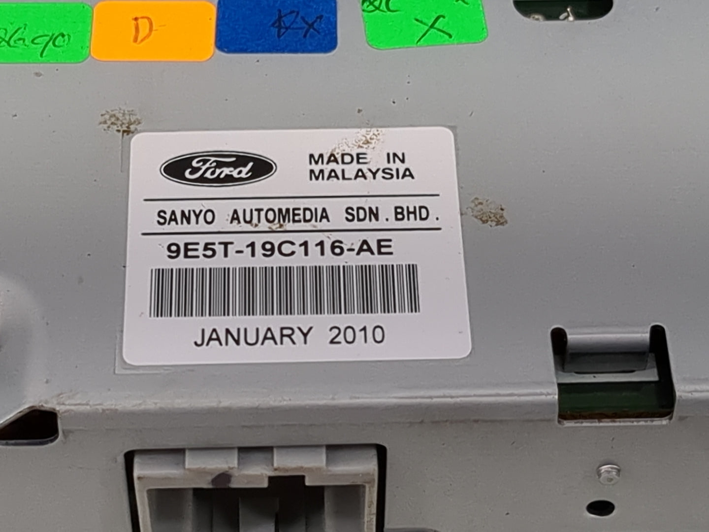 2010-2010 Ford Fusion Information Display Screen 1491557 - Oemusedautoparts1.com