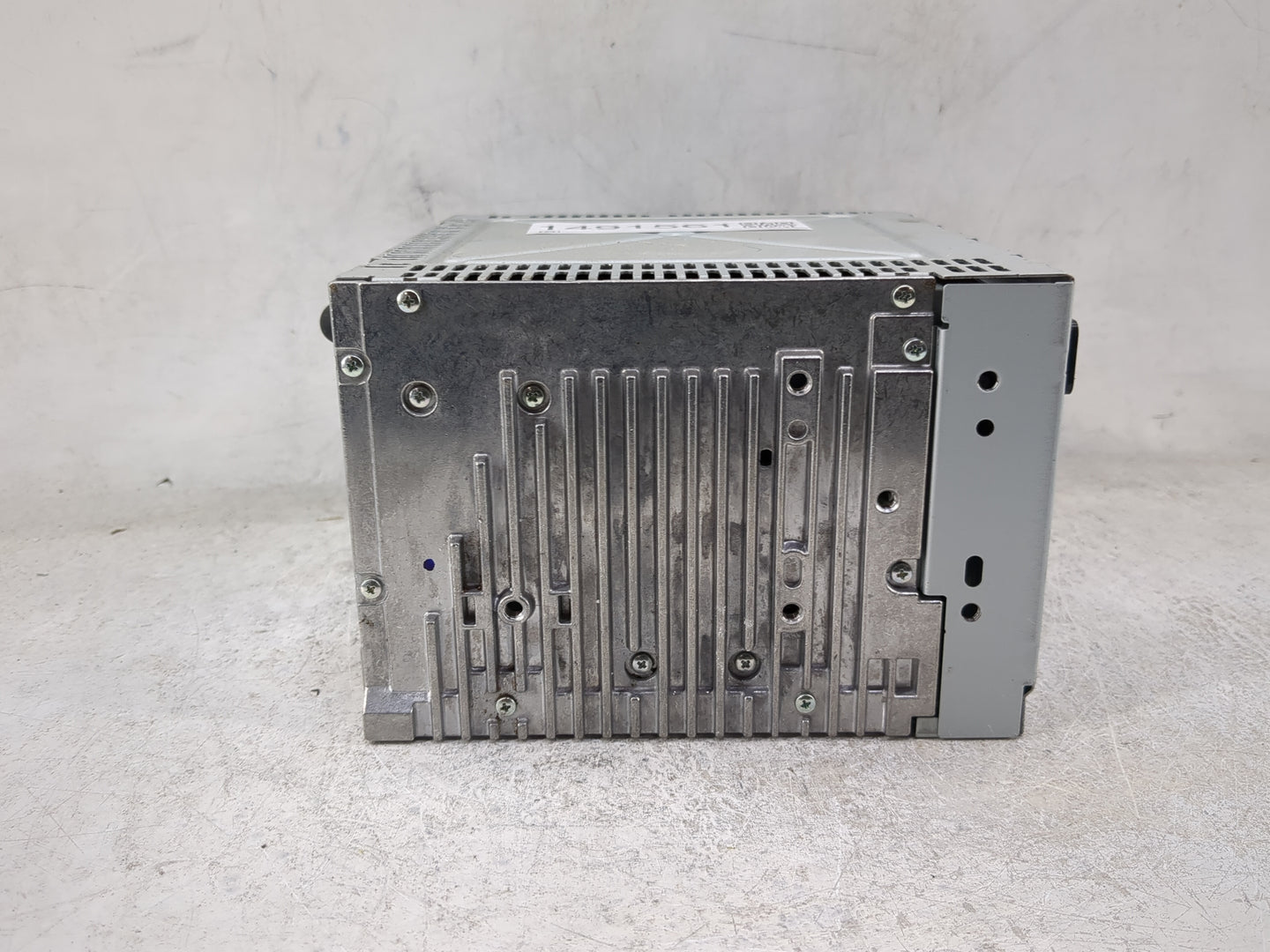 2010 Ford Fusion Radio AM FM Cd Player Receiver Replacement P/N:9E5T-19C159-AD Fits OEM Used Auto Parts - Oemusedautoparts1.