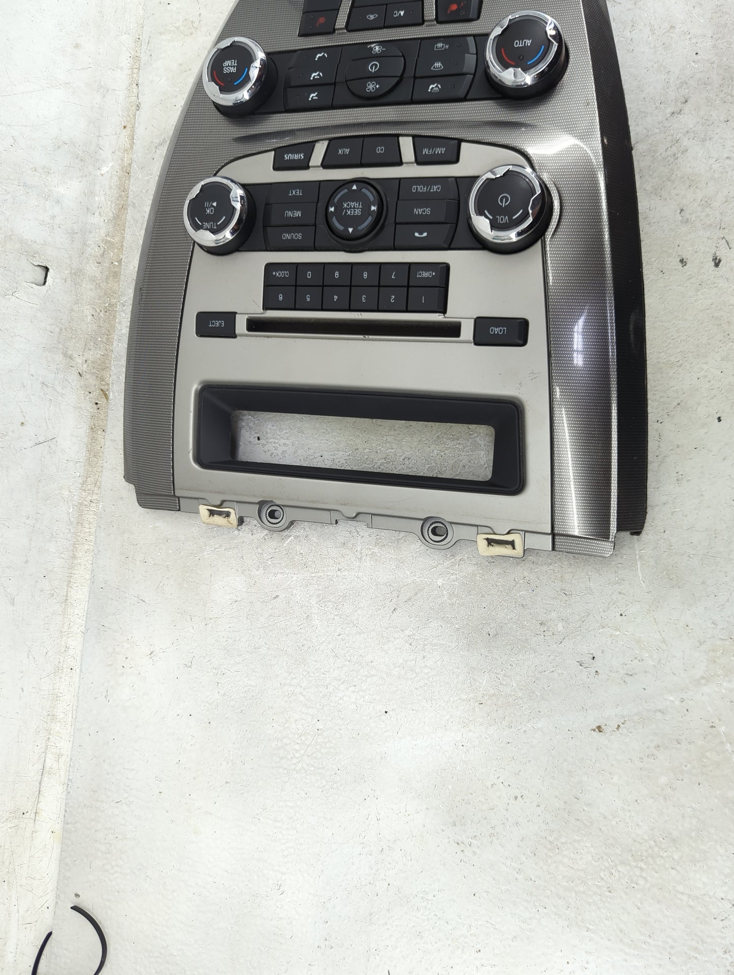 2010-2012 Ford Fusion Radio Control Panel Silver 1491606 - Oemusedautoparts1.com