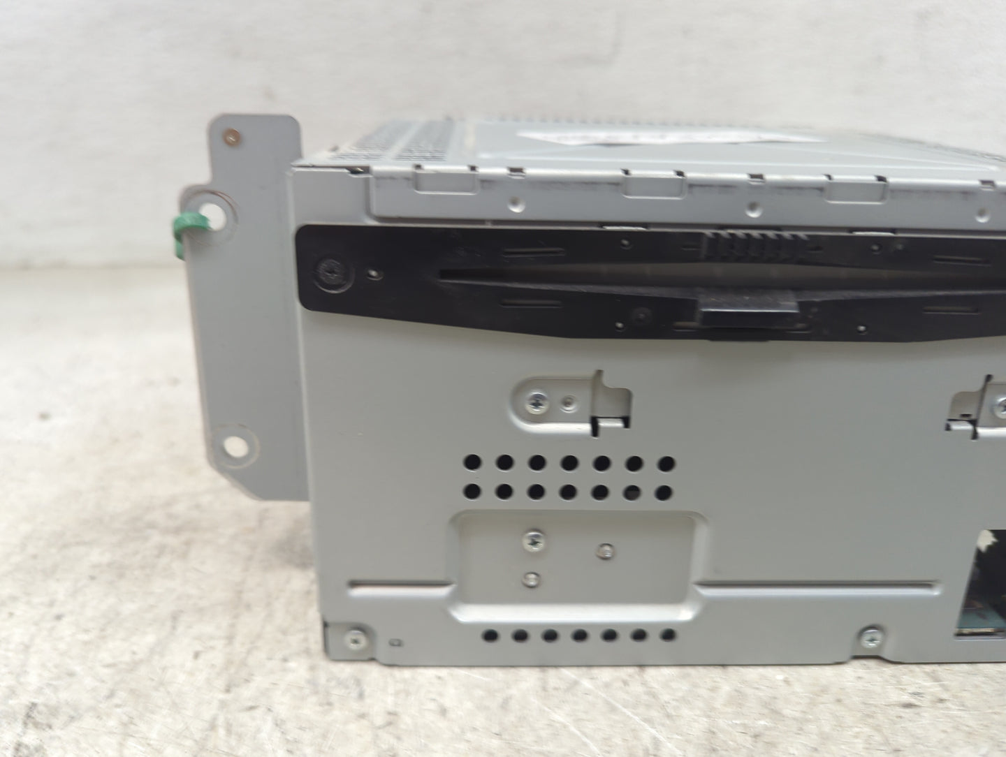 2010 Ford Fusion Radio AM FM Cd Player Receiver Replacement P/N:9E5T-19C158-AC Fits OEM Used Auto Parts - Oemusedautoparts1.