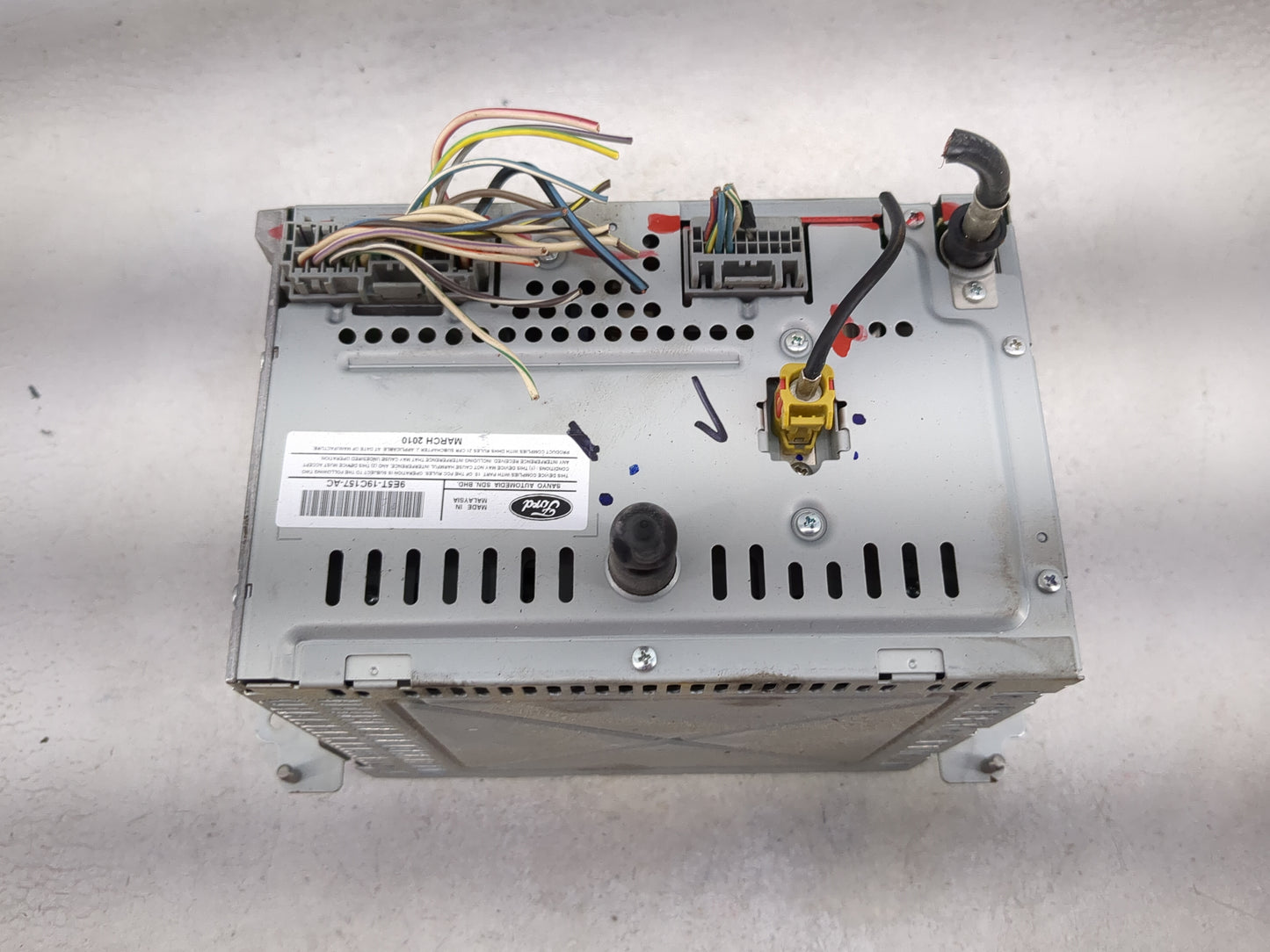 2010 Ford Fusion Radio AM FM Cd Player Receiver Replacement P/N:9E5T-19C157-AC Fits OEM Used Auto Parts - Oemusedautoparts1.