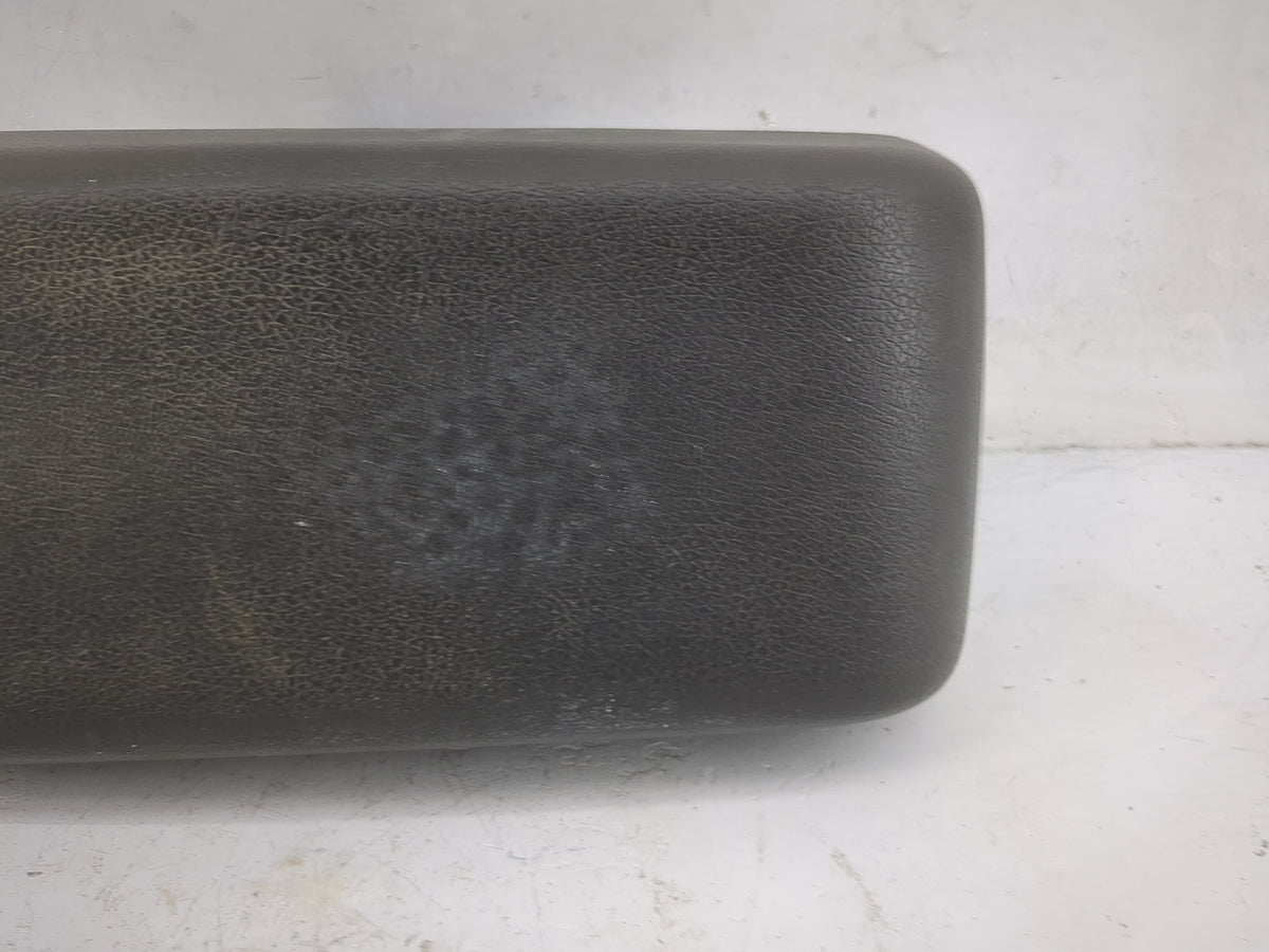 2010 Ford Fusion Center Console Armrest Cover Lid P/N:6E53-5406050-AA 6E53-54045C74-AA, 1094390 AA Fits OEM Used Auto Parts 