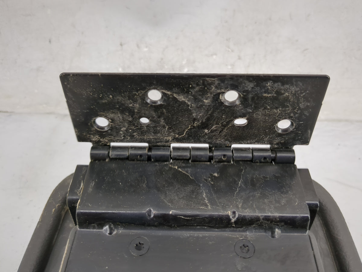 2010 Ford Fusion Center Console Armrest Cover Lid P/N:6E53-5406050-AA 6E53-54045C74-AA, 1094390 AA Fits OEM Used Auto Parts 
