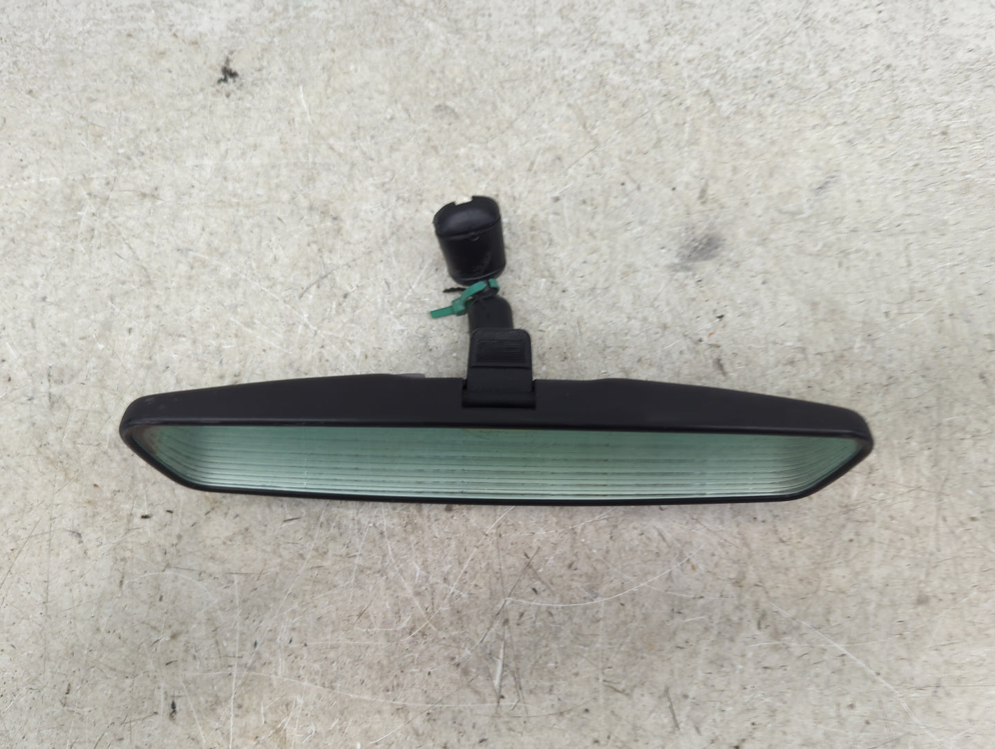 2006-2020 Ford Fusion Interior Rear View Mirror Replacement OEM P/N:E8 011083 Fits OEM Used Auto Parts - Oemusedautoparts1.c