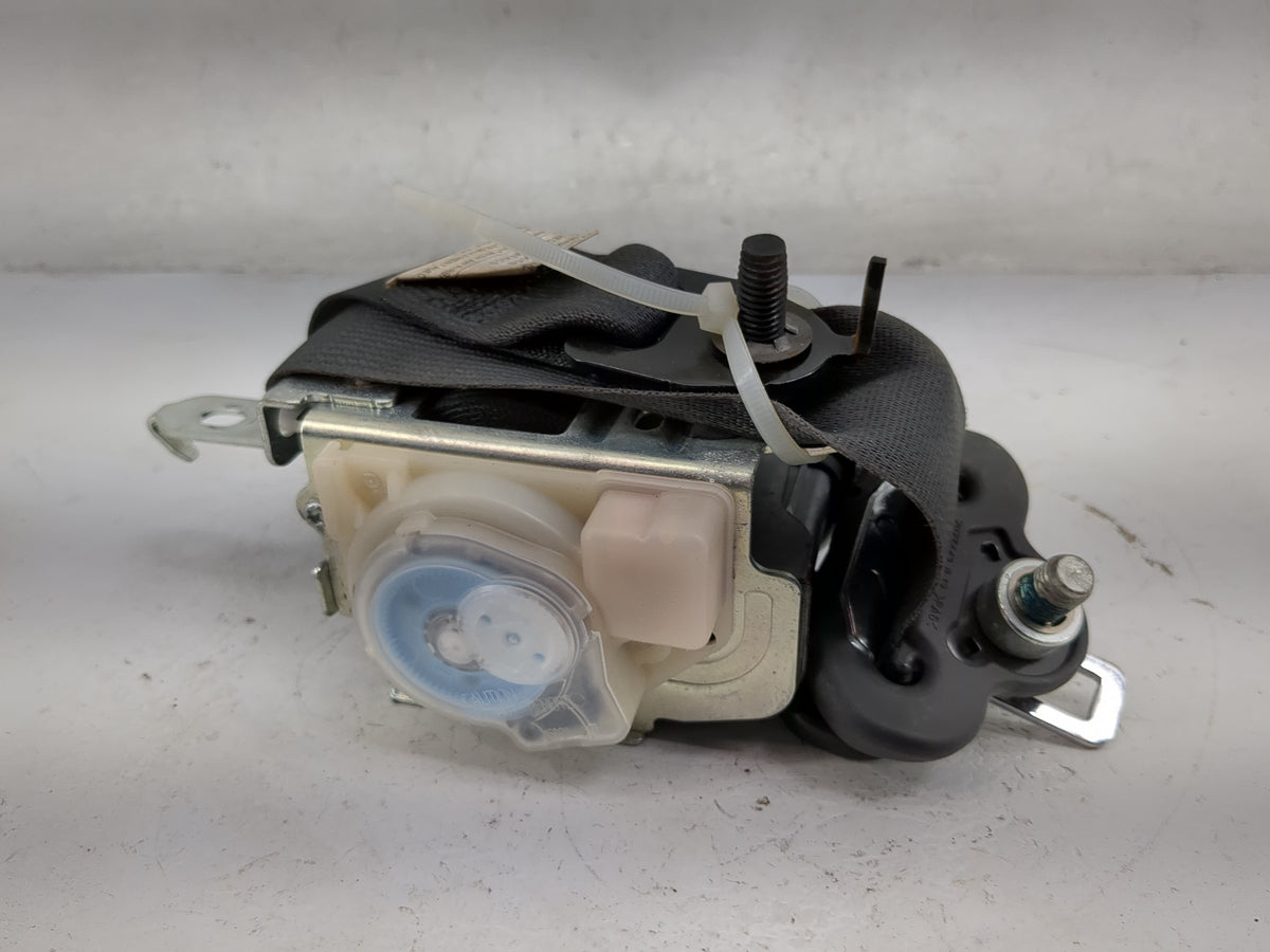 2010-2010 Ford Fusion Passenger Front Seatbelt Retractor - Oemusedautoparts1.com