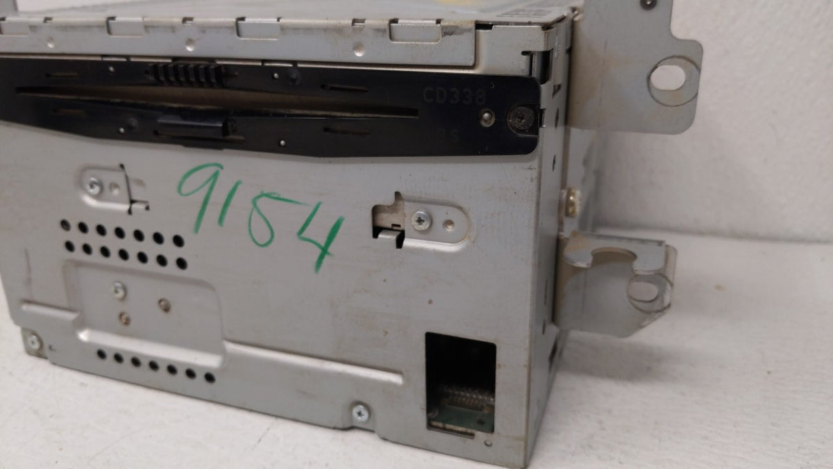 2010-2010 Ford Fusion Am Fm Cd Player Radio Receiver 150120 - Oemusedautoparts1.com