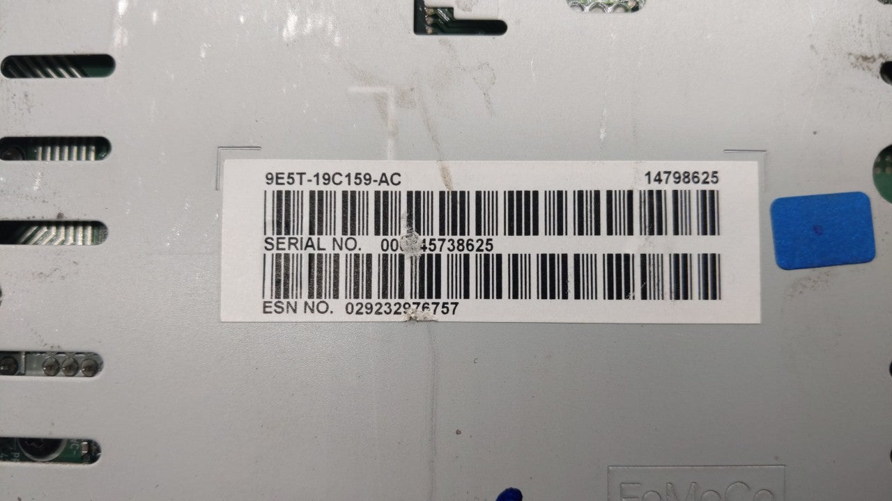 2010-2010 Ford Fusion Am Fm Cd Player Radio Receiver - Oemusedautoparts1.com