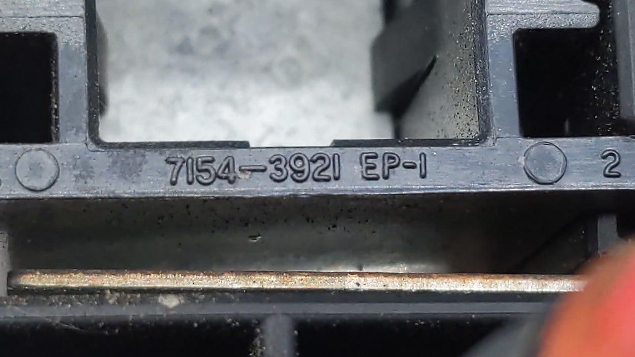 2010-2012 Ford Fusion Fusebox Fuse Box Panel Relay Module Fits Fits 2010 2011 2012 OEM Used Auto Parts - Oemusedautoparts1.c