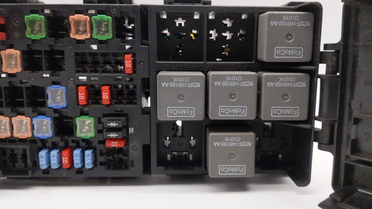 2010-2012 Ford Fusion Fusebox Fuse Box Panel Relay Module P/N:AE5T-14290-E 6E5T-14A003-AB, BE5T-14290-E Fits Fits 2010 2011 