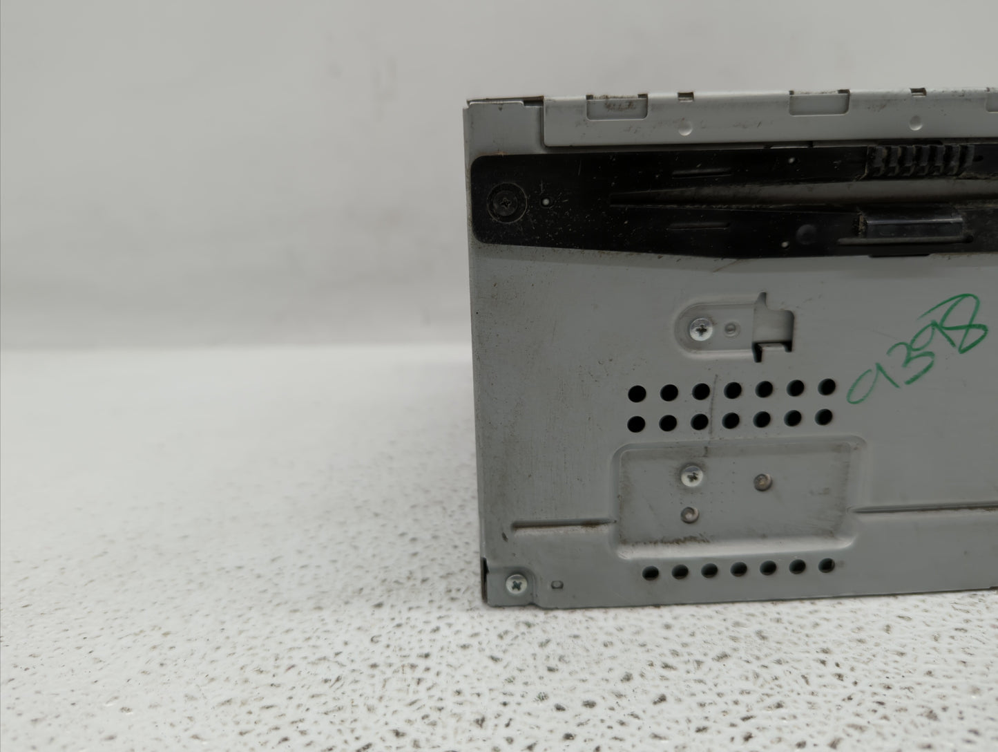 2010 Ford Fusion Radio AM FM Cd Player Receiver Replacement P/N:9E5T-19C159-AC 9E5T-19C159-AD Fits OEM Used Auto Parts - Oem