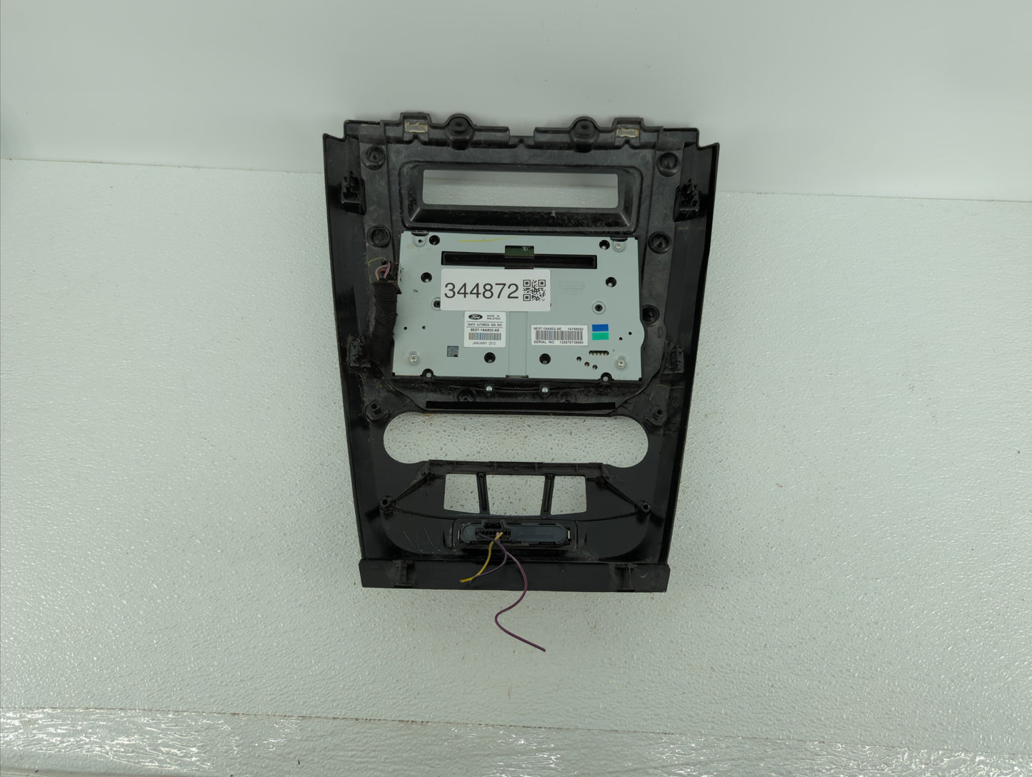 2010-2010 Ford Fusion Radio Control Panel - Oemusedautoparts1.com
