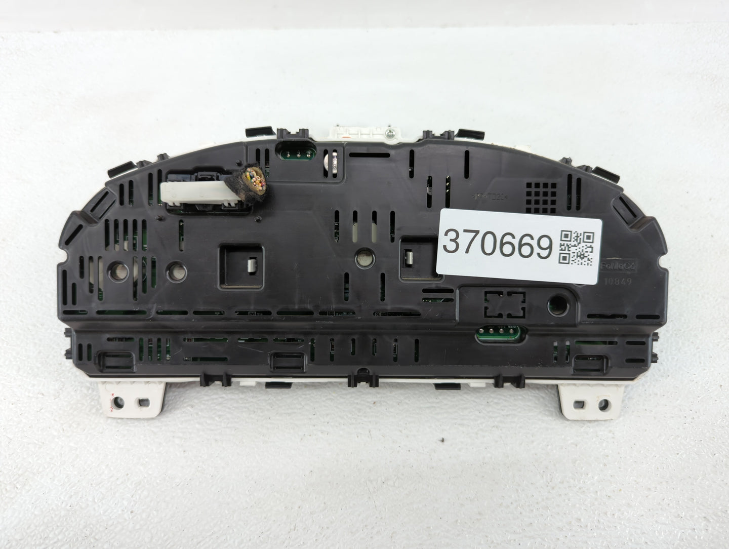 2010 Ford Fusion Instrument Cluster Speedometer Gauges P/N:AE5T-10849-DE Fits OEM Used Auto Parts - Oemusedautoparts1.com