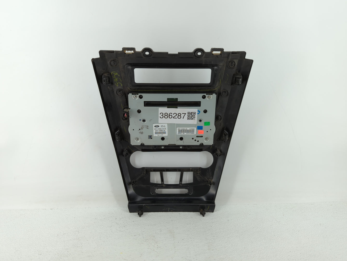 2010-2012 Ford Fusion Radio Control Panel - Oemusedautoparts1.com