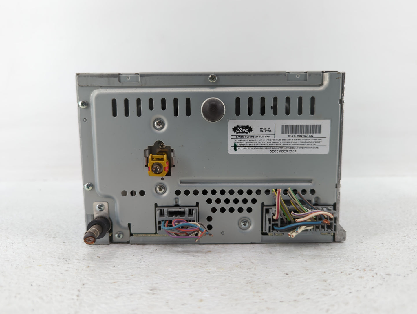 2010-2010 Ford Fusion Am Fm Cd Player Radio Receiver - Oemusedautoparts1.com