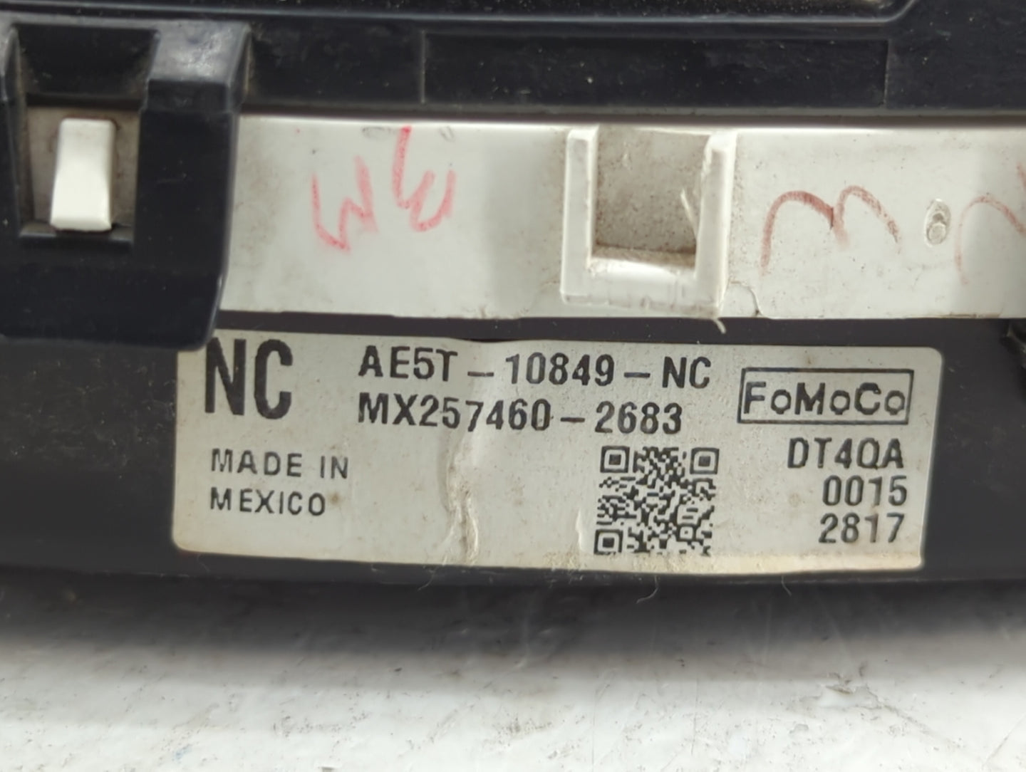 2010 Ford Fusion Instrument Cluster Speedometer Gauges P/N:AE5T-10849-NC Fits OEM Used Auto Parts - Oemusedautoparts1.com