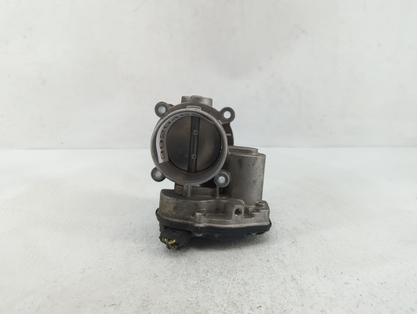 2010-2012 Ford Fusion Throttle Body P/N:DS7Z-A DS7Z-D, DS7E-9F991-AJ Fits Fits 2009 2010 2011 2012 OEM Used Auto Parts - Oem