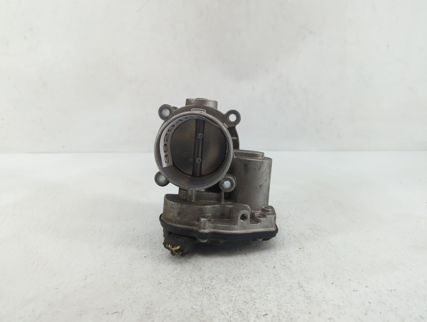 2010-2012 Ford Fusion Throttle Body P/N:DS7Z-A DS7Z-D, DS7E-9F991-AJ Fits Fits 2009 2010 2011 2012 OEM Used Auto Parts - Oem