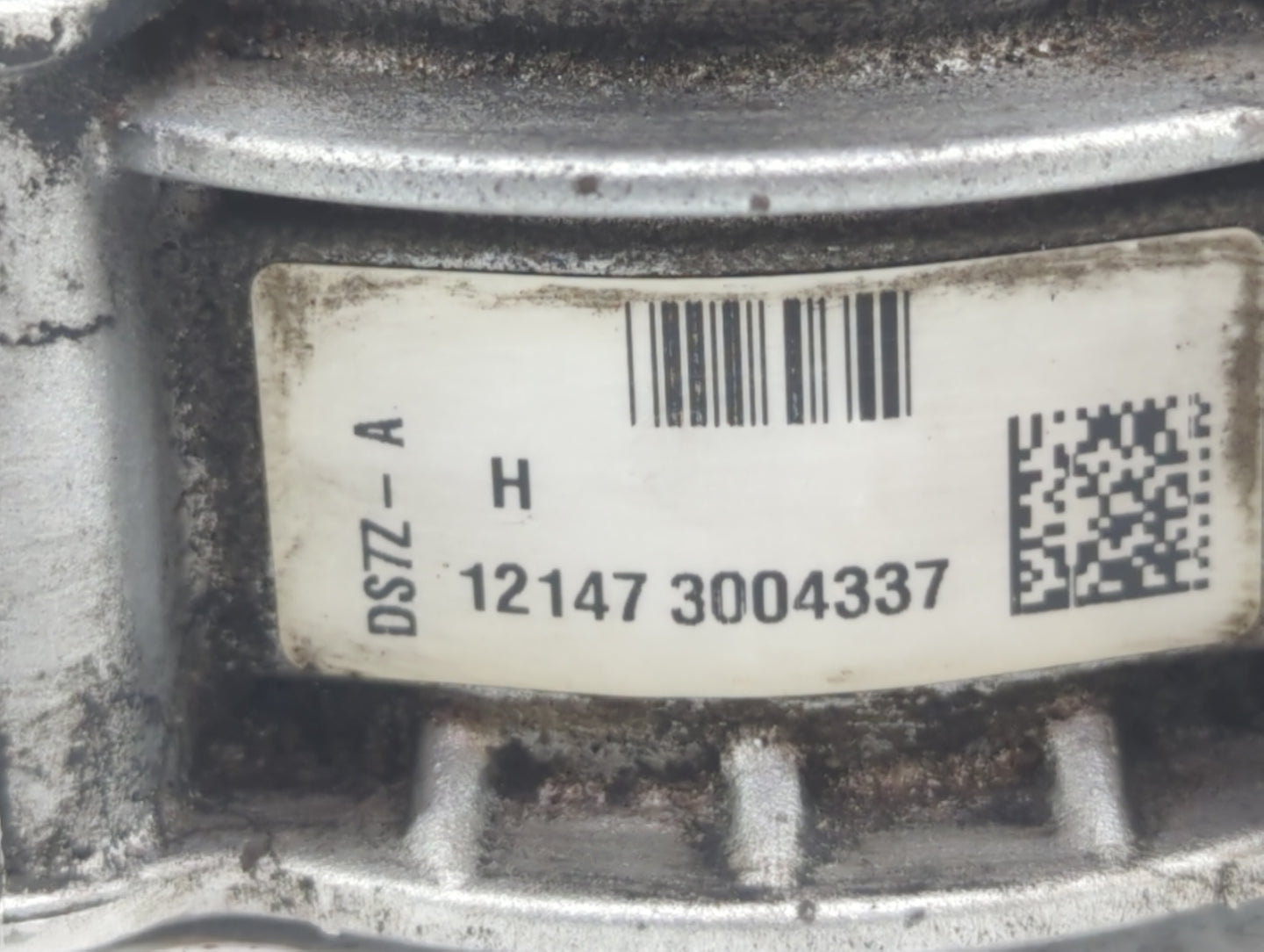 2010-2012 Ford Fusion Throttle Body P/N:DS7Z-A DS7Z-D, DS7E-9F991-AJ Fits Fits 2009 2010 2011 2012 OEM Used Auto Parts - Oem