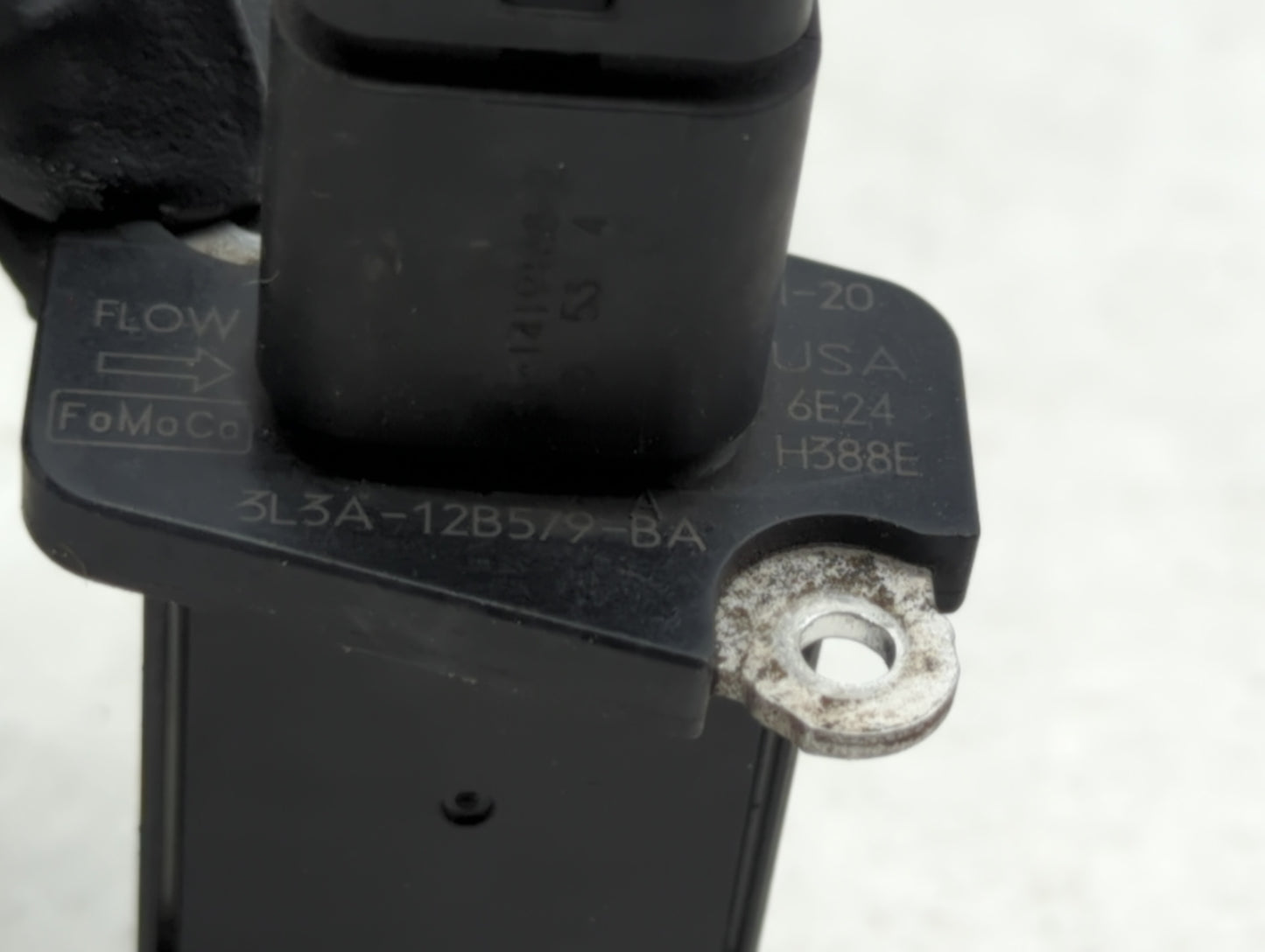 2006-2012 Ford Fusion Mass Air Flow Meter Maf - Oemusedautoparts1.com