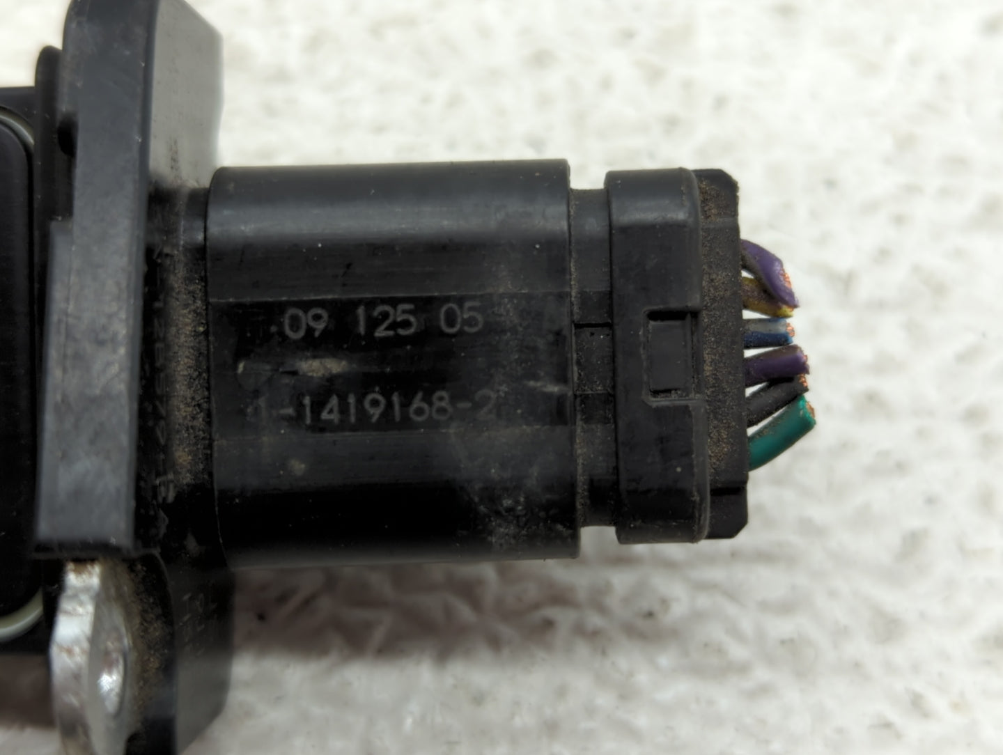 2006-2012 Ford Fusion Mass Air Flow Meter Maf - Oemusedautoparts1.com