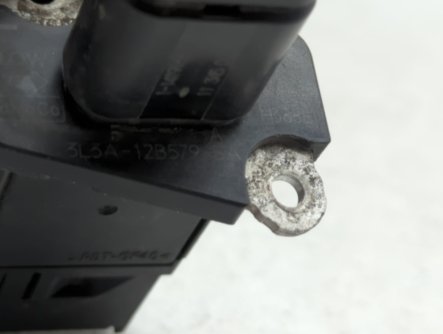 2006-2012 Ford Fusion Mass Air Flow Meter Maf - Oemusedautoparts1.com