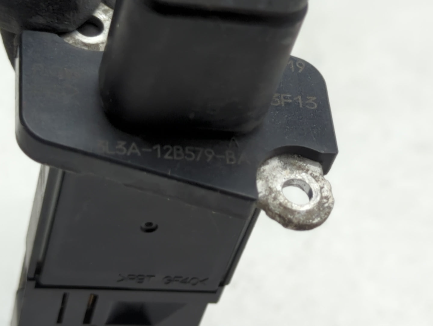 2006-2012 Ford Fusion Mass Air Flow Meter Maf - Oemusedautoparts1.com