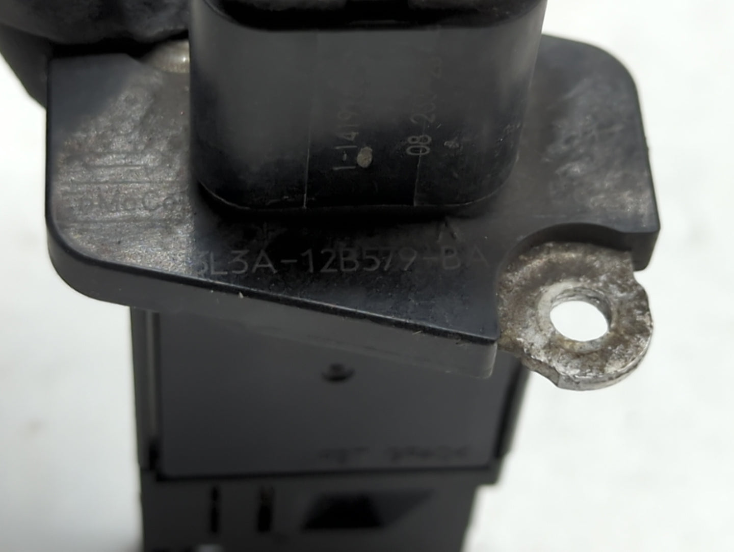 2006-2012 Ford Fusion Mass Air Flow Meter Maf - Oemusedautoparts1.com