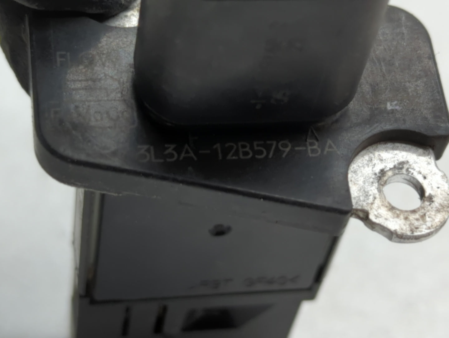 2006-2012 Ford Fusion Mass Air Flow Meter Maf - Oemusedautoparts1.com