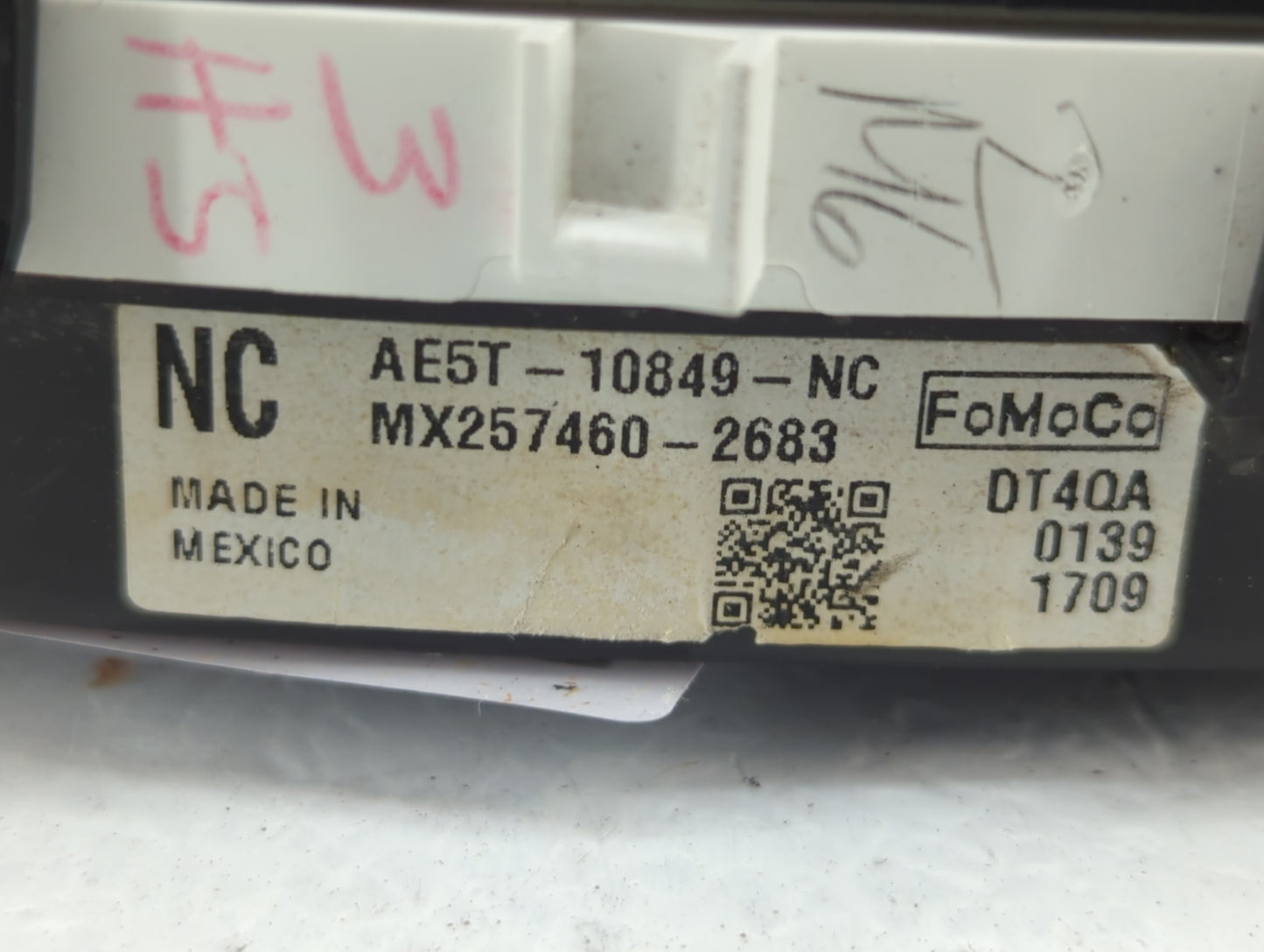 2010 Ford Fusion Instrument Cluster Speedometer Gauges P/N:AE5T-10849-NC Fits OEM Used Auto Parts - Oemusedautoparts1.com