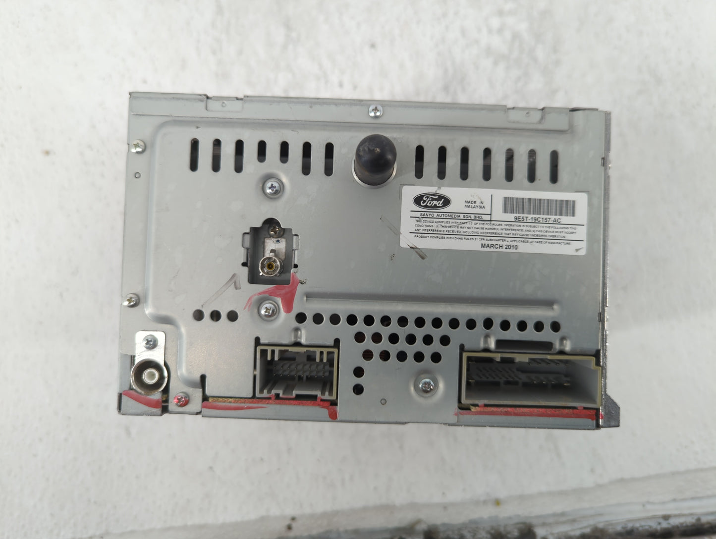 2010-2010 Ford Fusion Am Fm Cd Player Radio Receiver - Oemusedautoparts1.com