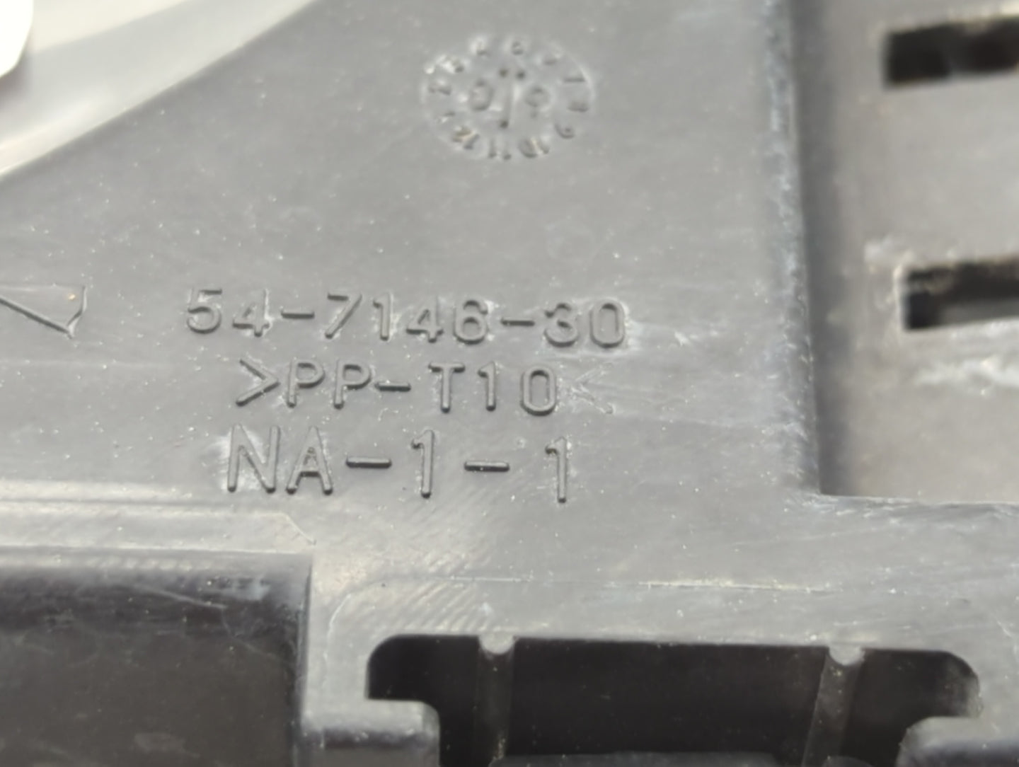 2010-2012 Ford Fusion Fusebox Fuse Box Panel Relay Module P/N:AE5T-14290-E 6E5T-14A003-AB, BE5T-14290-E Fits Fits 2010 2011 