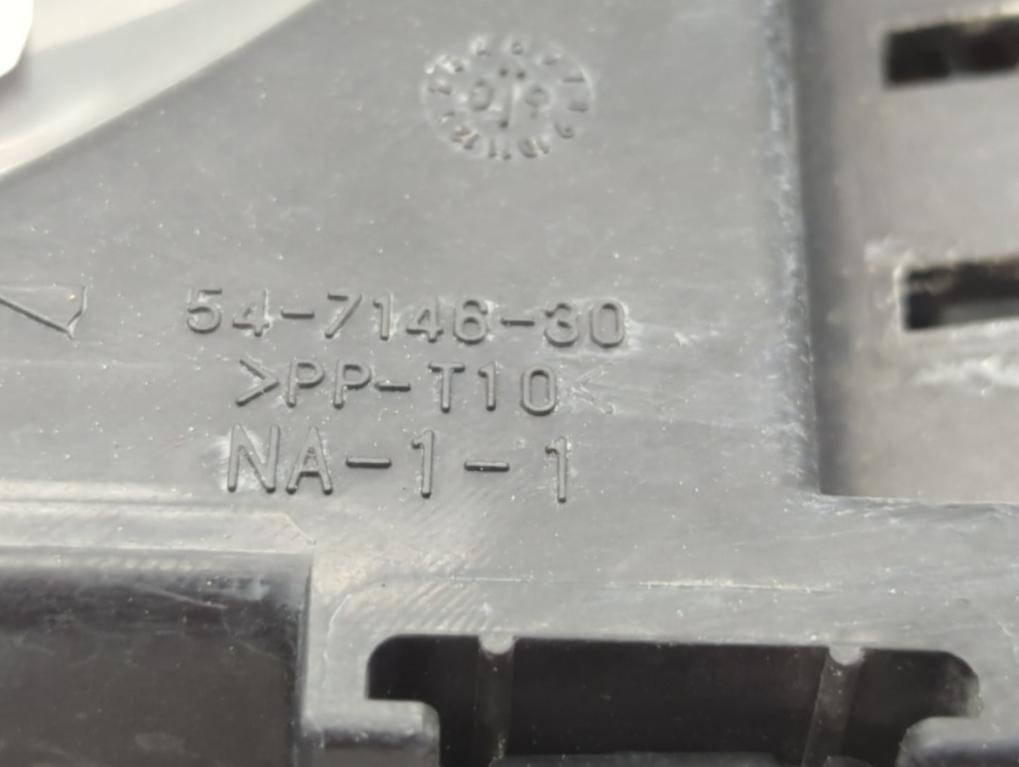 2010-2012 Ford Fusion Fusebox Fuse Box Panel Relay Module P/N:AE5T-14290-E 6E5T-14A003-AB, BE5T-14290-E Fits Fits 2010 2011 