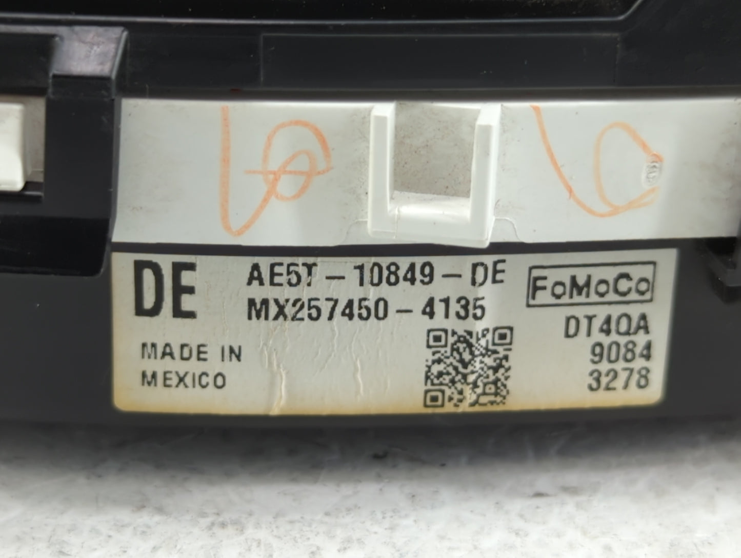2010 Ford Fusion Instrument Cluster Speedometer Gauges P/N:AE5T-10849-DE Fits OEM Used Auto Parts - Oemusedautoparts1.com
