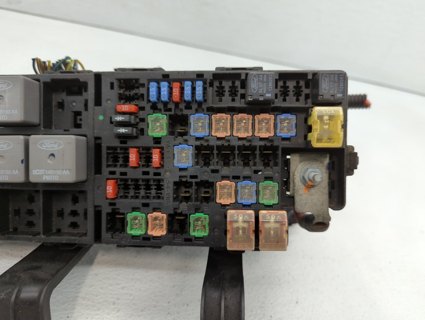 2010-2012 Ford Fusion Fusebox Fuse Box Panel Relay Module P/N:7E5T-14A003-BA AE5T-14290-E, 6E5T-14A003-AB Fits Fits 2010 201