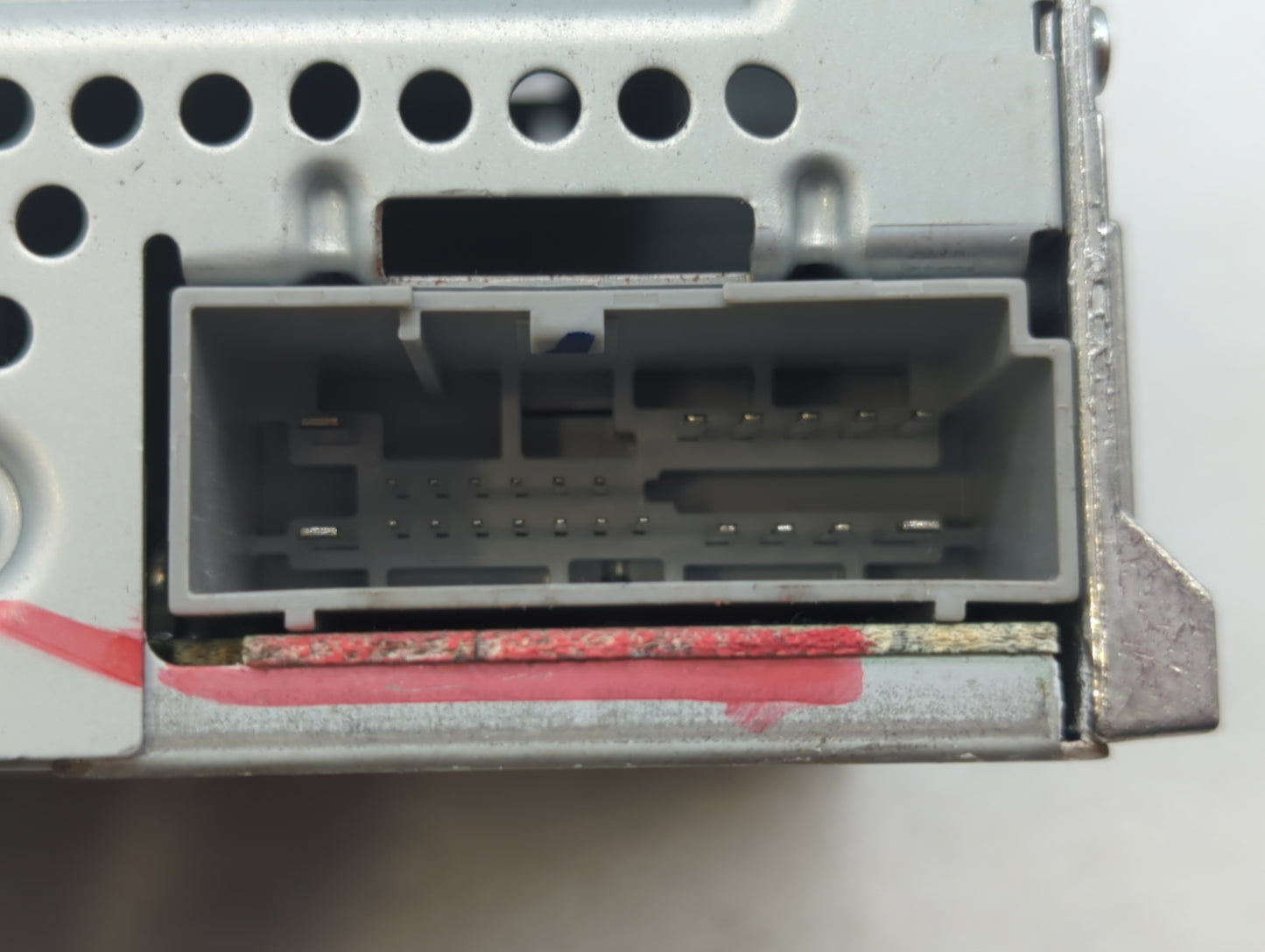 2010-2010 Ford Fusion Am Fm Cd Player Radio Receiver - Oemusedautoparts1.com